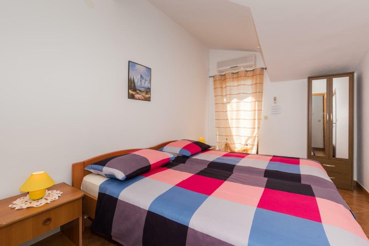 Kamelija Apartment Rovinj Exterior foto