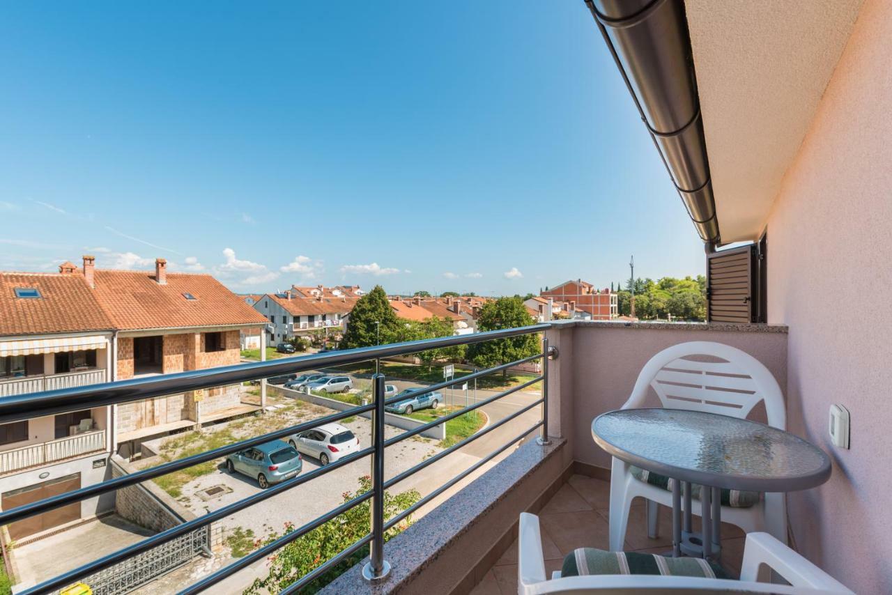 Kamelija Apartment Rovinj Exterior foto