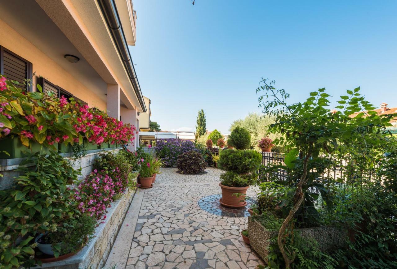 Kamelija Apartment Rovinj Exterior foto